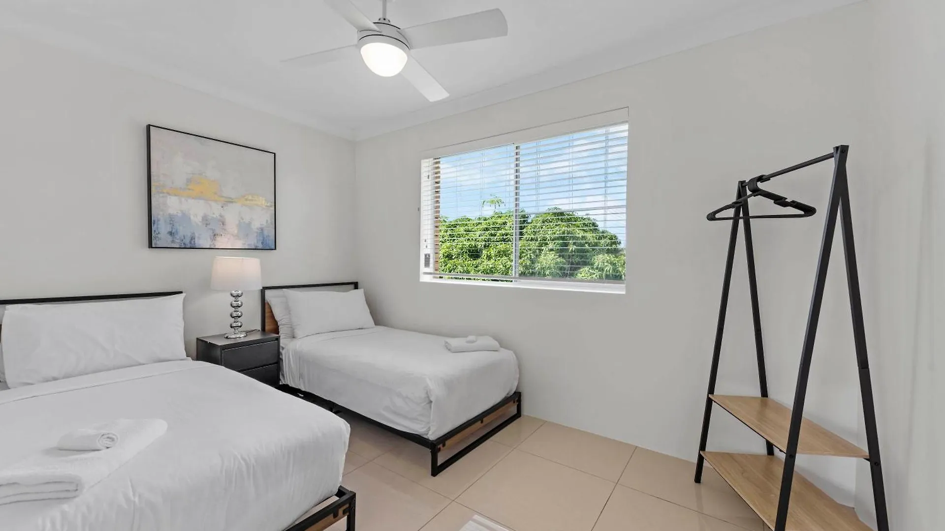 Quiet 3Brm Apt Near Gabba With Free Parking & Wifi Brisbane 0*,